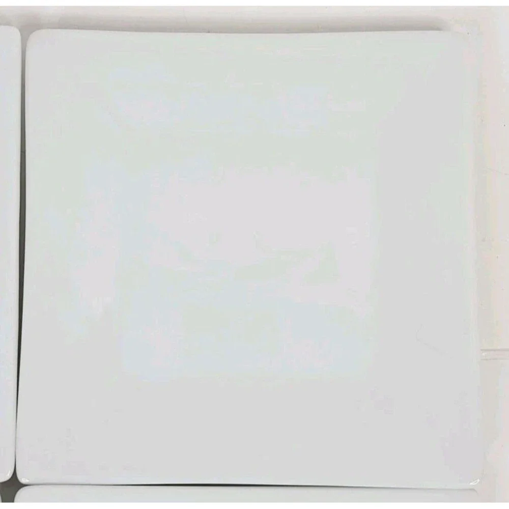 Set of 4 Crate & Barrel White 6
